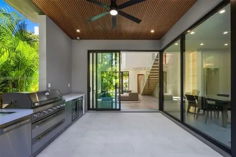 441 NW 44th Street Miami FL 33127