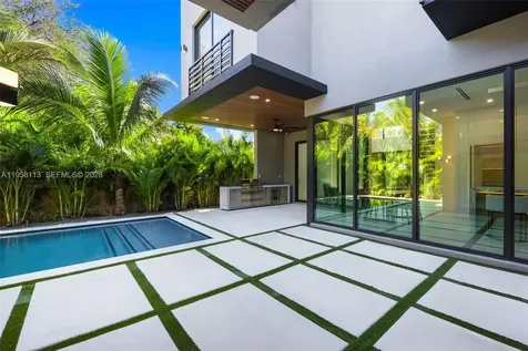 441 NW 44th Street Miami FL 33127