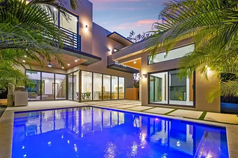 441 NW 44th Street Miami FL 33127