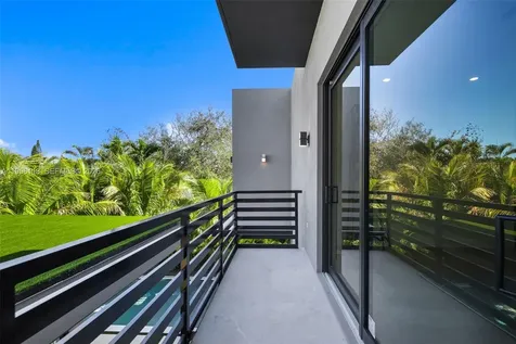 441 NW 44th Street Miami FL 33127
