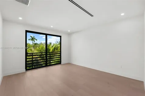 441 NW 44th Street Miami FL 33127