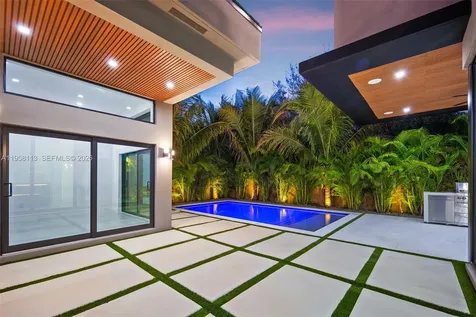 441 NW 44th Street Miami FL 33127