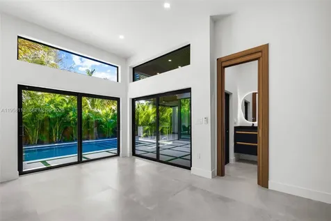441 NW 44th Street Miami FL 33127