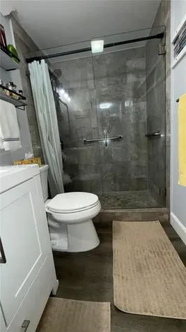 1075 W 68th Street Hialeah FL 33014