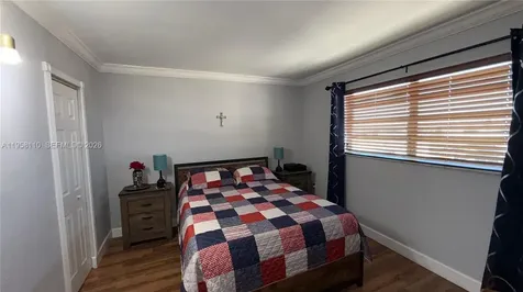 1075 W 68th Street Hialeah FL 33014