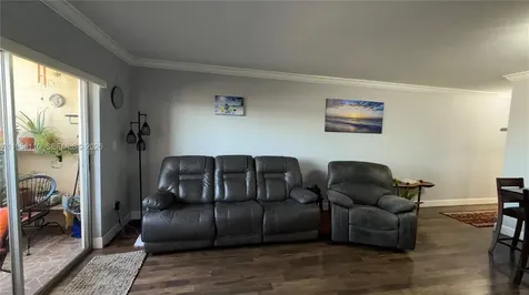1075 W 68th Street Hialeah FL 33014