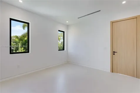 11000 SW 120th Street Miami FL 33176