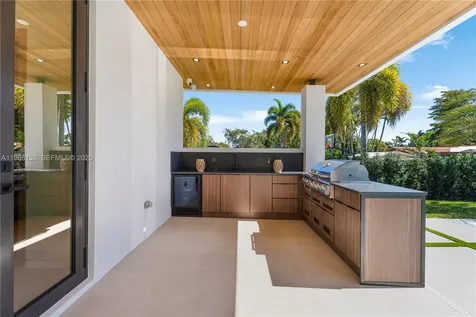 11000 SW 120th Street Miami FL 33176