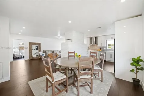 9620 Jamaica Drive Cutler Bay FL 33189