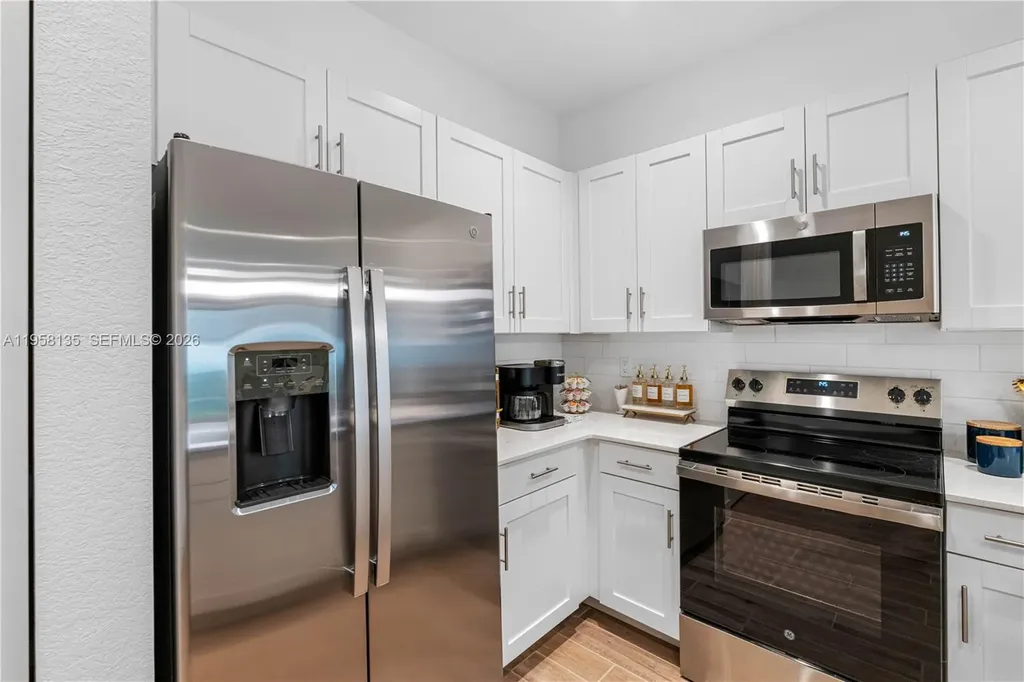 7305 Ivory Spring Delray Beach FL 33446