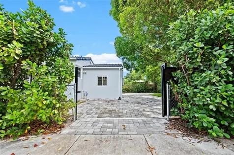 2396 SW 20th Street Miami FL 33145