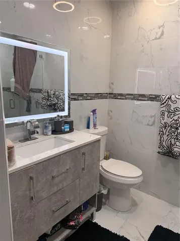 11021 SW 13th Street Pembroke Pines FL 33025