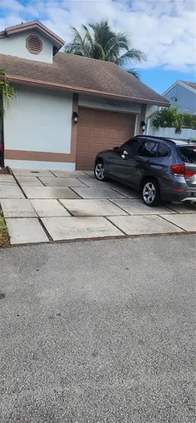 11021 SW 13th Street Pembroke Pines FL 33025