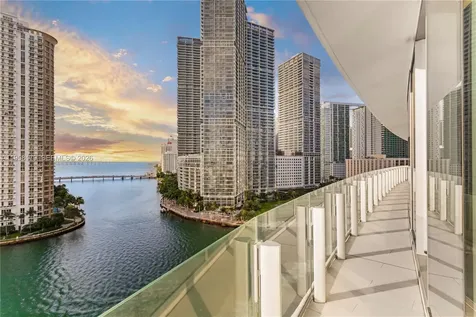 300 Biscayne Boulevard Way Miami FL 33131