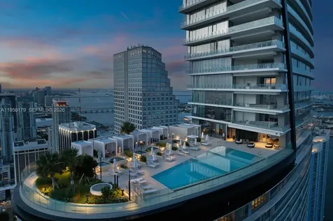 300 Biscayne Boulevard Way Miami FL 33131