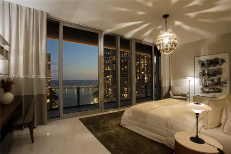 300 Biscayne Boulevard Way Miami FL 33131