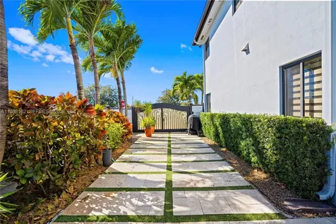 3281 SW 145th Avenue Miami FL 33175