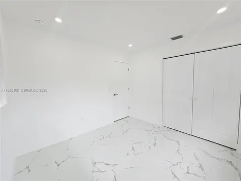 2530 NW 111th Street Miami FL 33167