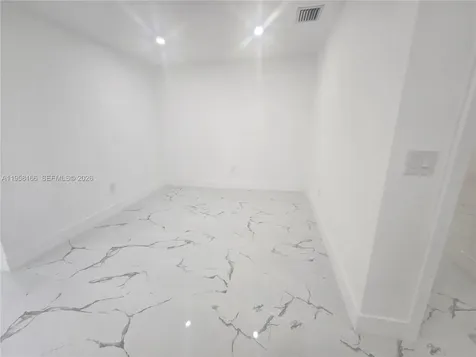 2530 NW 111th Street Miami FL 33167