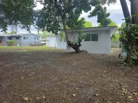 2530 NW 111th Street Miami FL 33167