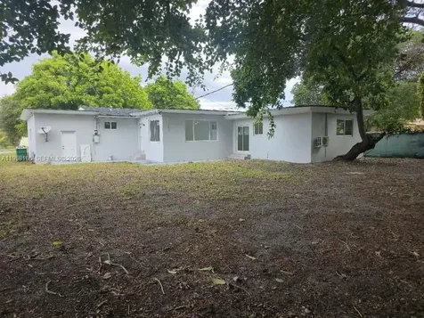 2530 NW 111th Street Miami FL 33167