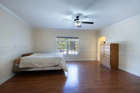7821 SW 129th Terrace Pinecrest FL 33156