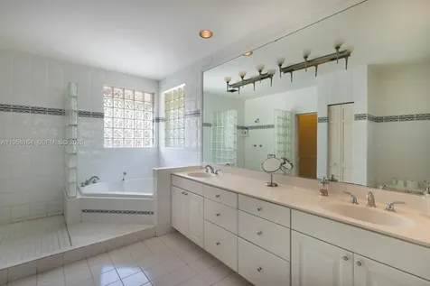 7821 SW 129th Terrace Pinecrest FL 33156