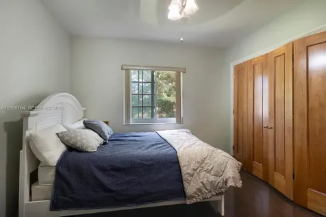 7821 SW 129th Terrace Pinecrest FL 33156