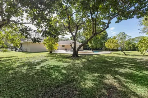 7821 SW 129th Terrace Pinecrest FL 33156