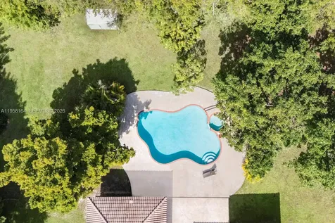 7821 SW 129th Terrace Pinecrest FL 33156