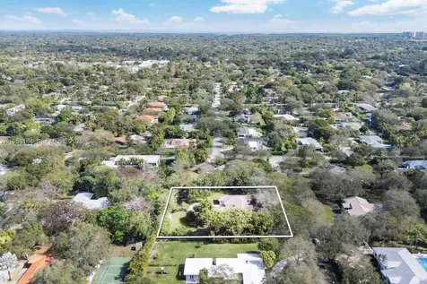 7821 SW 129th Terrace Pinecrest FL 33156