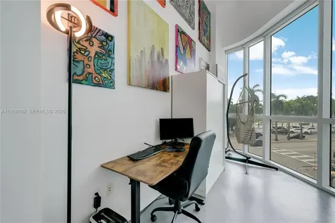 253 NE 2nd Street Miami FL 33132