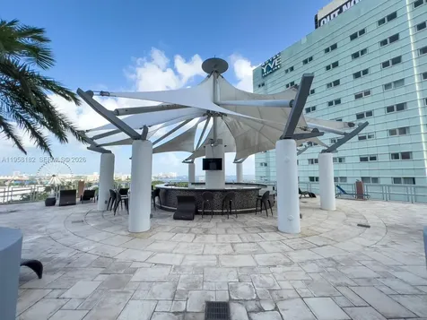 253 NE 2nd Street Miami FL 33132