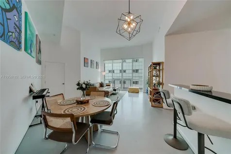 253 NE 2nd Street Miami FL 33132
