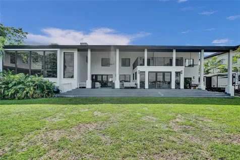 13724 SW 92nd Court Miami FL 33176