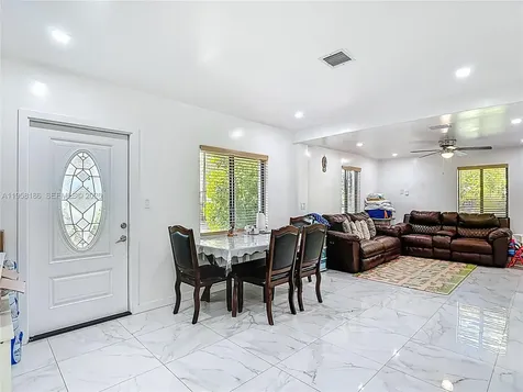 10045 SW 172nd Street Miami FL 33157