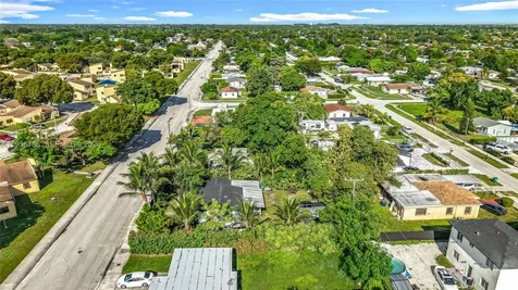 10045 SW 172nd Street Miami FL 33157