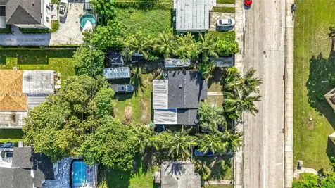 10045 SW 172nd Street Miami FL 33157