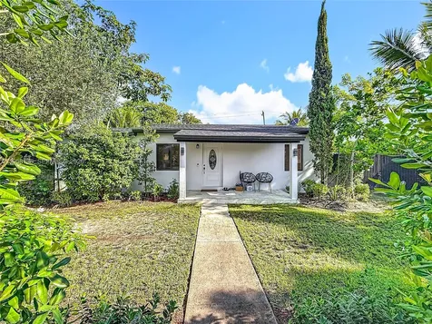 10045 SW 172nd Street Miami FL 33157