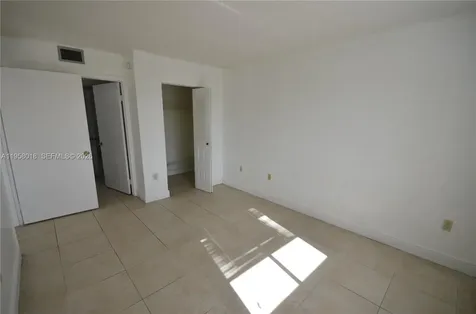 15201 SW 80th Street Miami FL 33193