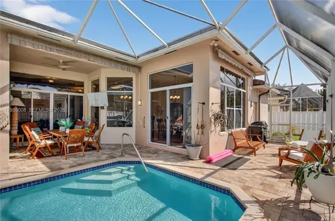 6353 SW 191st Avenue Pembroke Pines FL 33332
