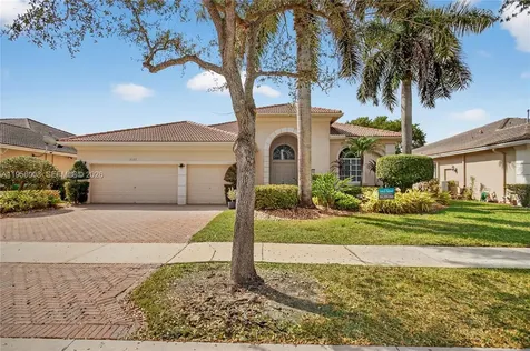 6353 SW 191st Avenue Pembroke Pines FL 33332