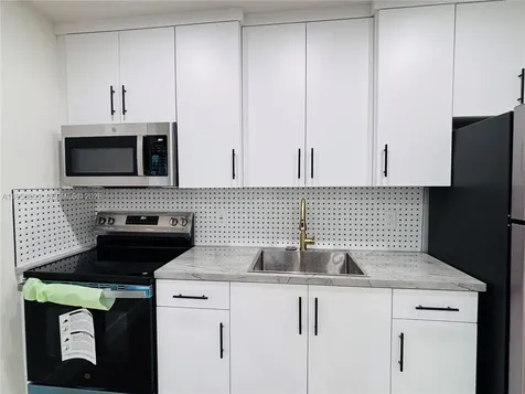 220 NW 27th Avenue Pompano Beach FL 33069