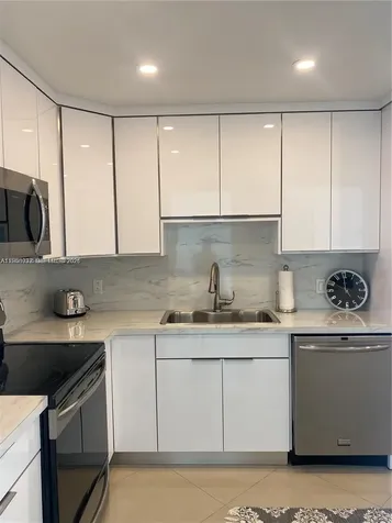 3801 S Ocean Drive Hollywood FL 33019