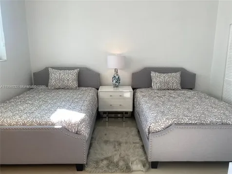 3801 S Ocean Drive Hollywood FL 33019