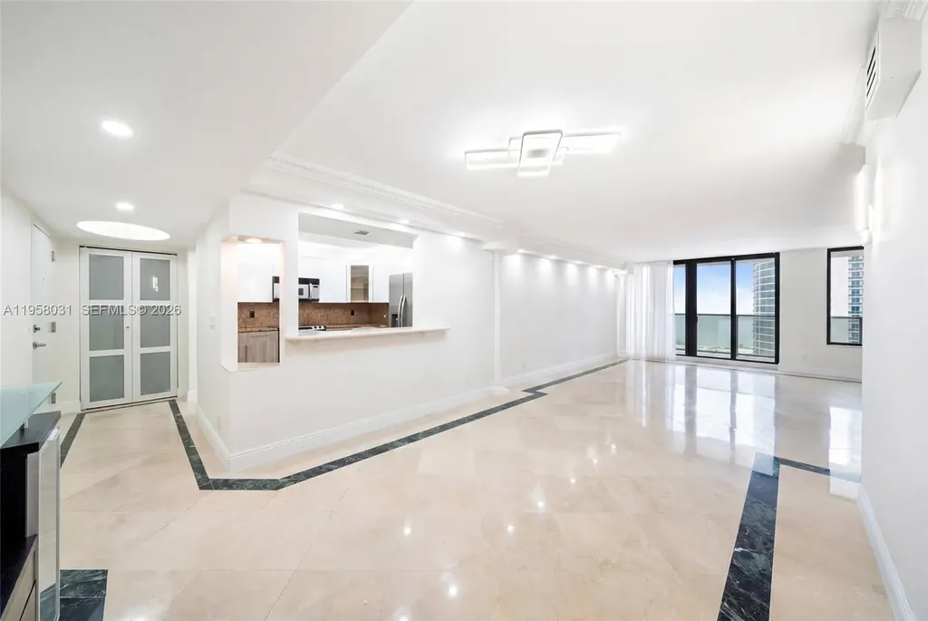 2301 S Ocean Drive Hollywood FL 33019
