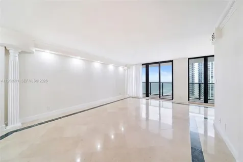 2301 S Ocean Drive Hollywood FL 33019