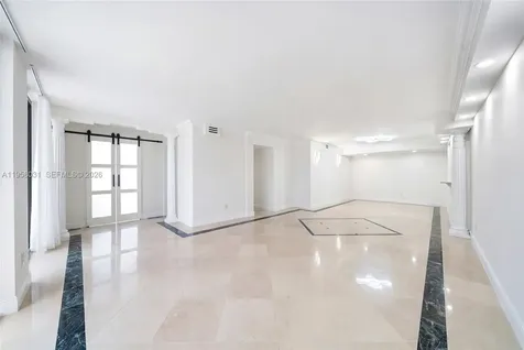 2301 S Ocean Drive Hollywood FL 33019