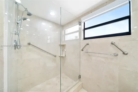 2301 S Ocean Drive Hollywood FL 33019