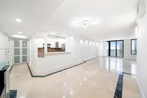 2301 S Ocean Drive Hollywood FL 33019